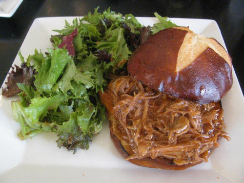 Pulled pork sandwich